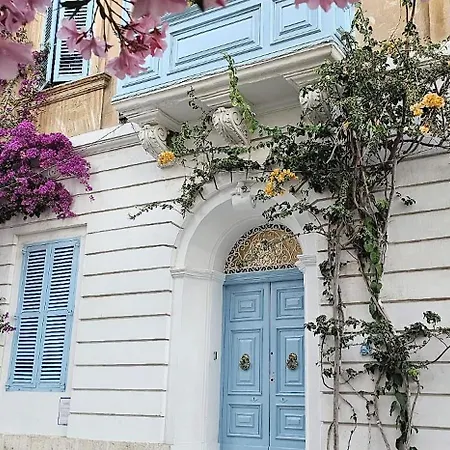 Ballutta Promenade Modern Слима