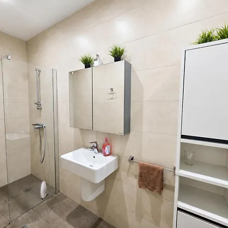 Апартаменты Ballutta Promenade Modern *