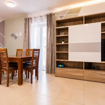 Апартаменты Ballutta Promenade Modern *